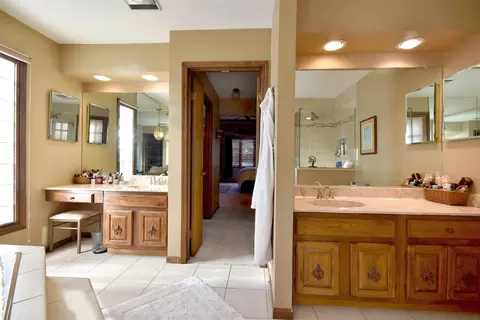 231 N Cardinal Ave, Addison, IL 60101 photo 37