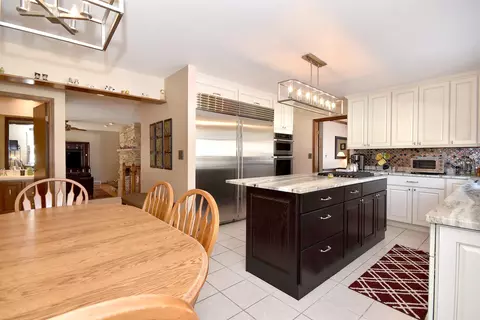 231 N Cardinal Ave, Addison, IL 60101 photo 19
