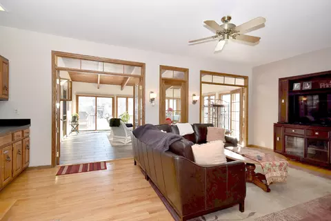 231 N Cardinal Ave, Addison, IL 60101 photo 12