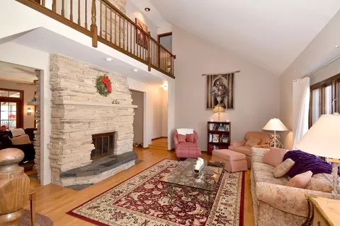 231 N Cardinal Ave, Addison, IL 60101 photo 7