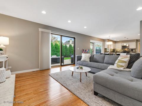 3344 Elmdale Rd, Glenview, IL 60025 photo 5