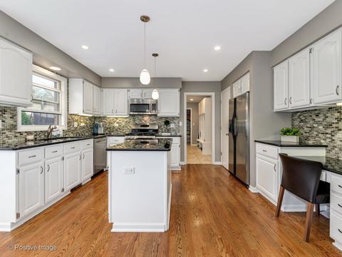 3344 Elmdale Rd, Glenview, IL 60025 photo 8