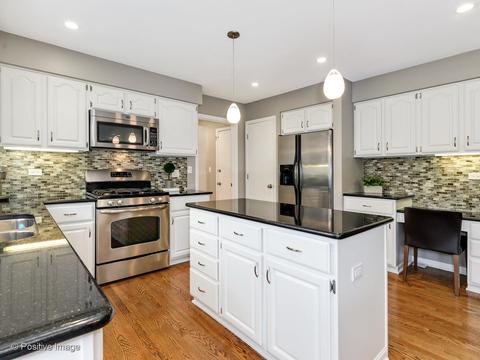 3344 Elmdale Rd, Glenview, IL 60025 photo 10