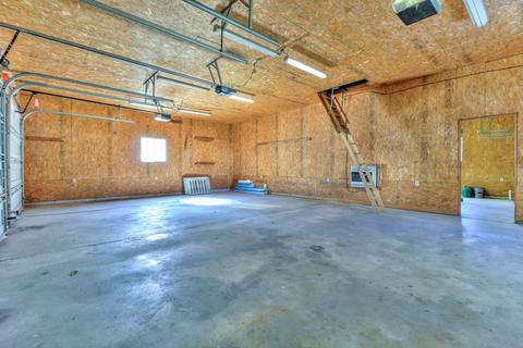 431 S Beech St, Arthur, IL 61911 photo 27