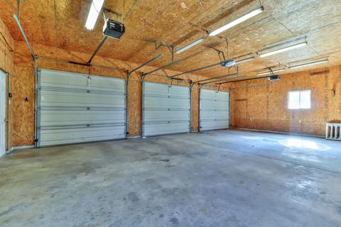 431 S Beech St, Arthur, IL 61911 photo 28