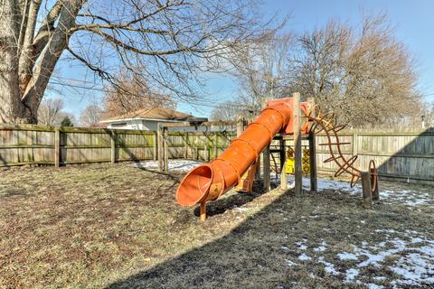 431 S Beech St, Arthur, IL 61911 photo 34
