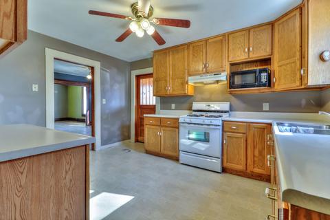 431 S Beech St, Arthur, IL 61911 photo 19