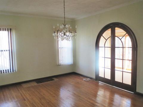 708 E 3rd St, Dixon, IL 61021 photo 6