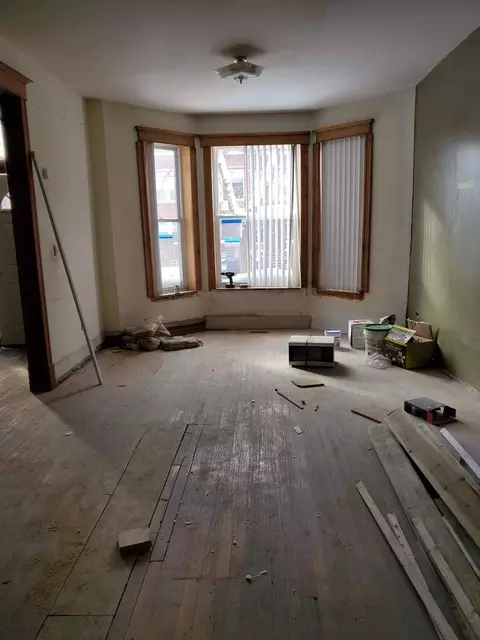 1408 E 72nd St, Chicago, IL 60619 photo 2
