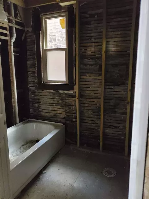 1408 E 72nd St, Chicago, IL 60619 photo 6