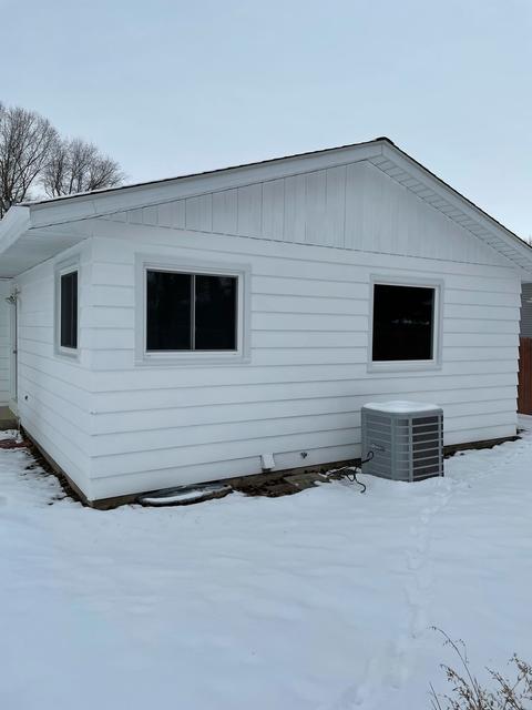 607 Park St, Plano, IL 60545 photo 3