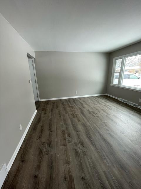607 Park St, Plano, IL 60545 photo 5