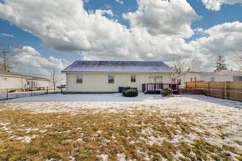 135 E Clay St, El Paso, IL 61738 photo 30