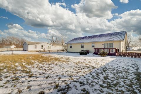 135 E Clay St, El Paso, IL 61738 photo 31