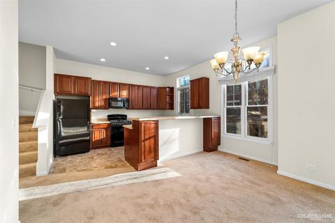 133 Dawson Dr, Elgin, IL 60120 photo 7