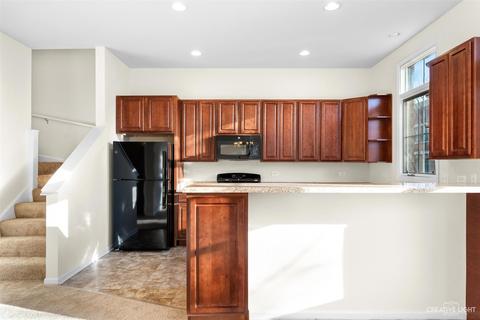 133 Dawson Dr, Elgin, IL 60120 photo 9