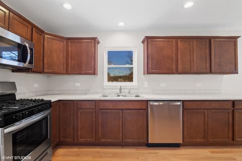 5202 W Pulaski Rd, Mchenry, IL 60050 photo 6