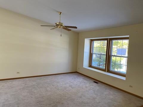 2403 Fox Dr, Aurora, IL 60506 photo 3