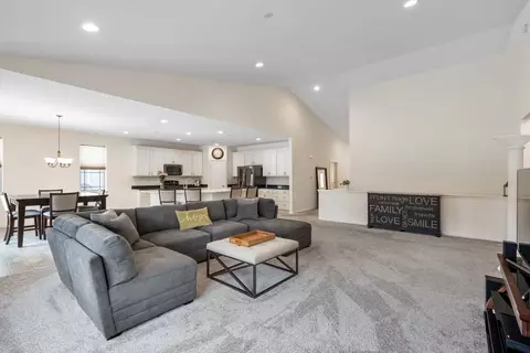 12122 Red Clover Ln, Plainfield, IL 60585 photo 6