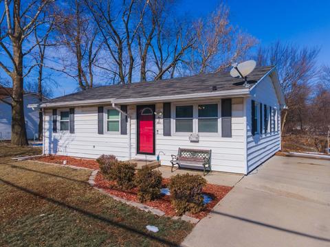 1004 Empire St, Bloomington, IL 61701 photo 1