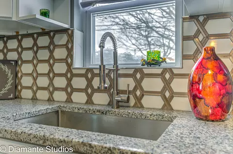 346 Maple Ln, Hillside, IL 60162 photo 8