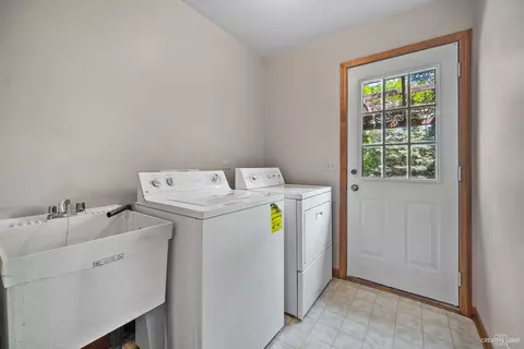 110 Danada Dr, Wheaton, IL 60189 photo 32