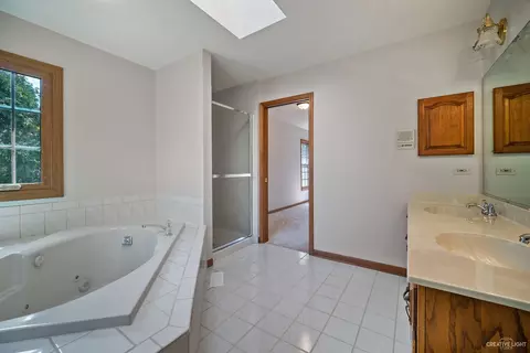 110 Danada Dr, Wheaton, IL 60189 photo 17