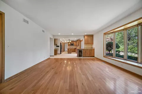 110 Danada Dr, Wheaton, IL 60189 photo 7
