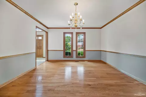 110 Danada Dr, Wheaton, IL 60189 photo 3