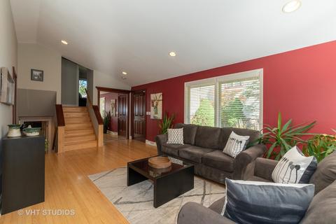 2430 Maple Ave, Northbrook, IL 60062 photo 3