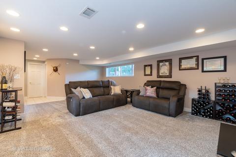 2430 Maple Ave, Northbrook, IL 60062 photo 14