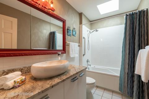 2430 Maple Ave, Northbrook, IL 60062 photo 15