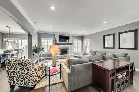 330 Spring Ave, Naperville, IL 60540 photo 16