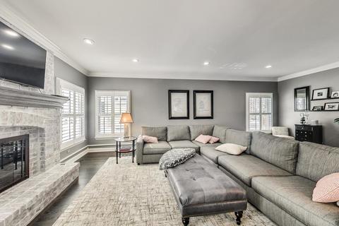 330 Spring Ave, Naperville, IL 60540 photo 17