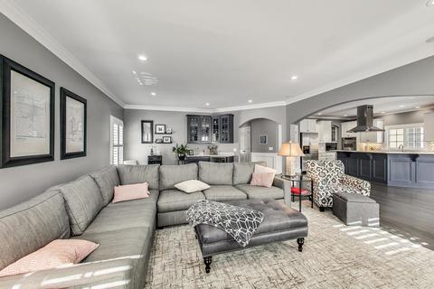 330 Spring Ave, Naperville, IL 60540 photo 18