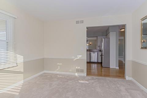 6 Crestwood Ct, Normal, IL 61761 photo 13