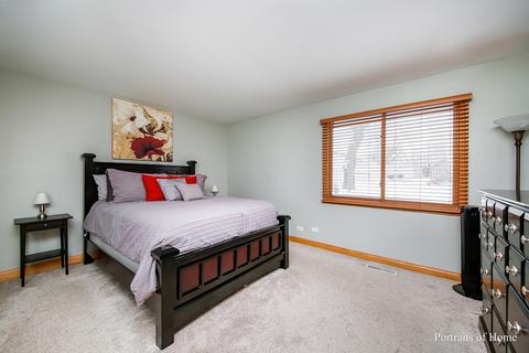 4429 Westbridge Ct, Hoffman Estates, IL 60195 photo 11