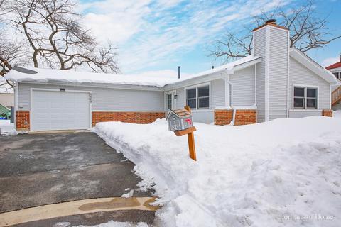 4429 Westbridge Ct, Hoffman Estates, IL 60195 photo 1