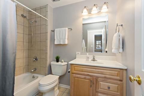 1275 Hassell Ct, Hoffman Estates, IL 60169 photo 9