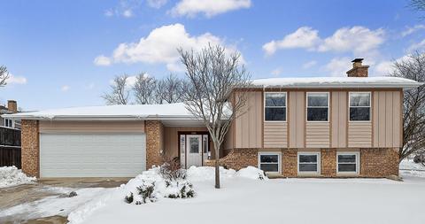 1111 Bristol Ct, Wheaton, IL 60189 photo 1