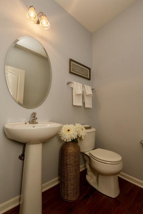 421 Azalea St, Elgin, IL 60124 photo 10