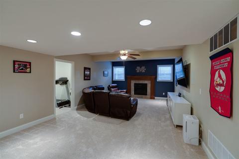61 Brookstone Cir, Bloomington, IL 61704 photo 29