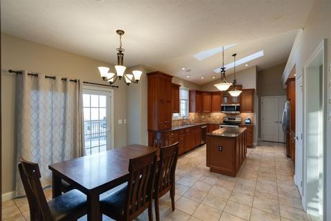 61 Brookstone Cir, Bloomington, IL 61704 photo 12