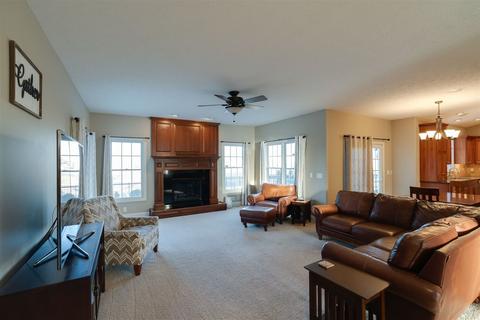 61 Brookstone Cir, Bloomington, IL 61704 photo 11