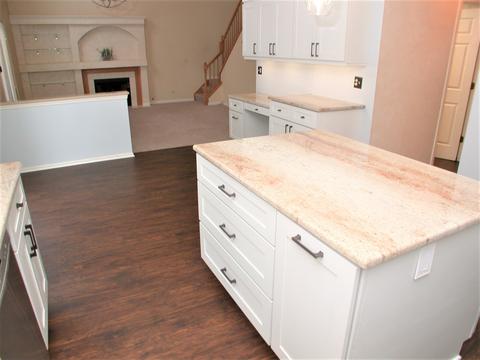 1061 Huron Dr, Elgin, IL 60120 photo 8
