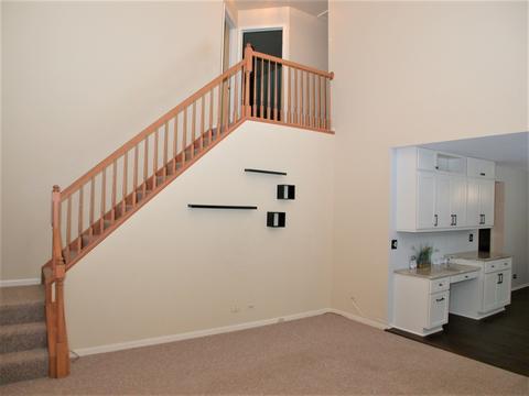 1061 Huron Dr, Elgin, IL 60120 photo 15