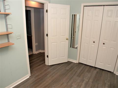 1061 Huron Dr, Elgin, IL 60120 photo 34