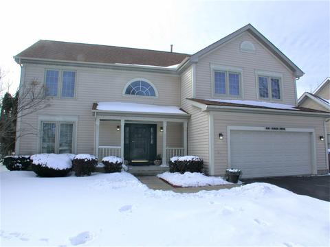 1061 Huron Dr, Elgin, IL 60120 photo 1