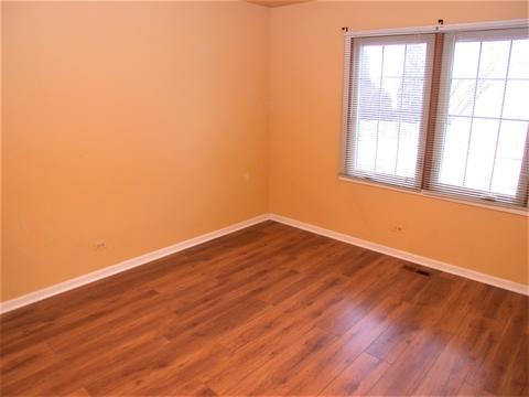 1061 Huron Dr, Elgin, IL 60120 photo 29