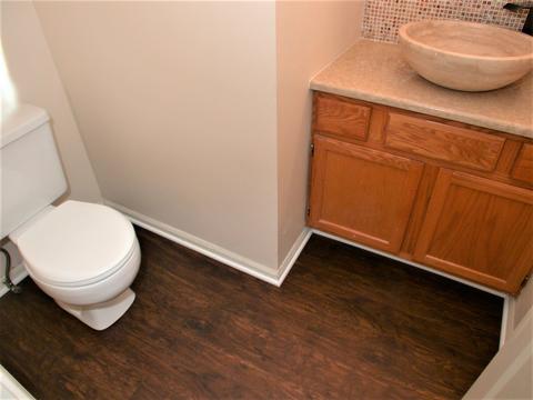 1061 Huron Dr, Elgin, IL 60120 photo 16